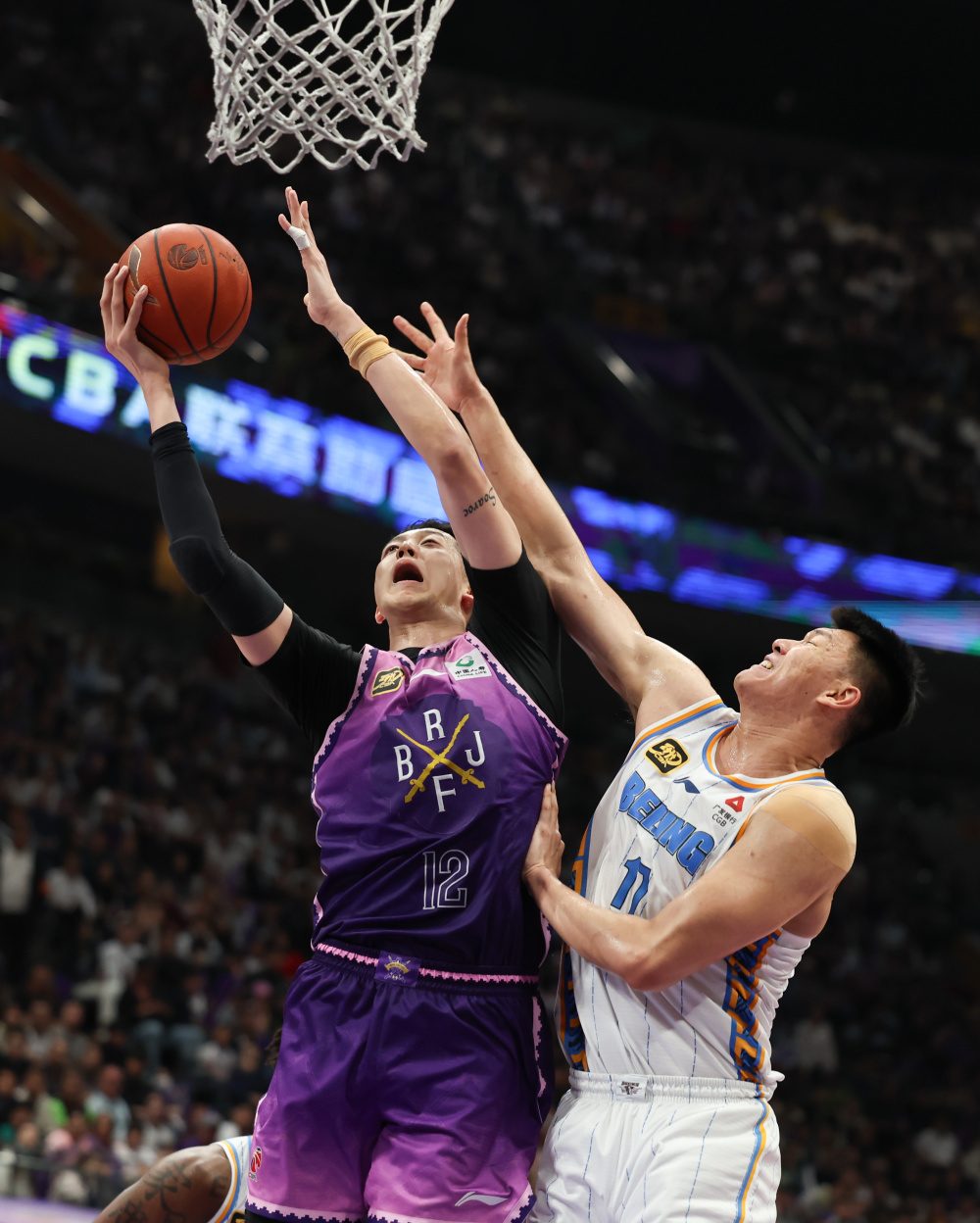 CBA季后赛今晚走向成谜，克里夫兰骑士队长鼓劲，质疑声仍在，球队文化再被提及的简单介绍九游