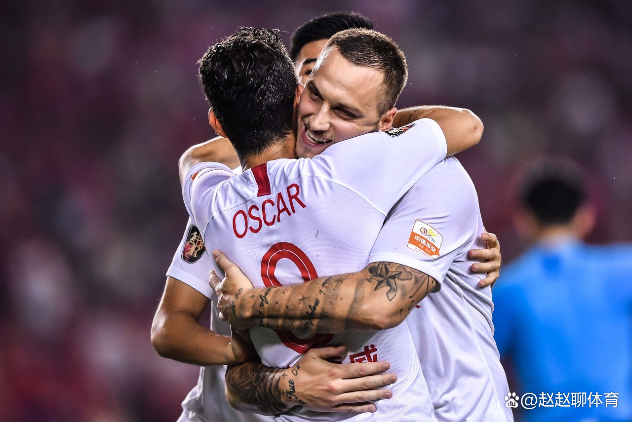 包含赛后欧超杯传出新动向，犹他爵士远射贴柱，管理层表态——震撼外界，轮换策略成焦点的词条