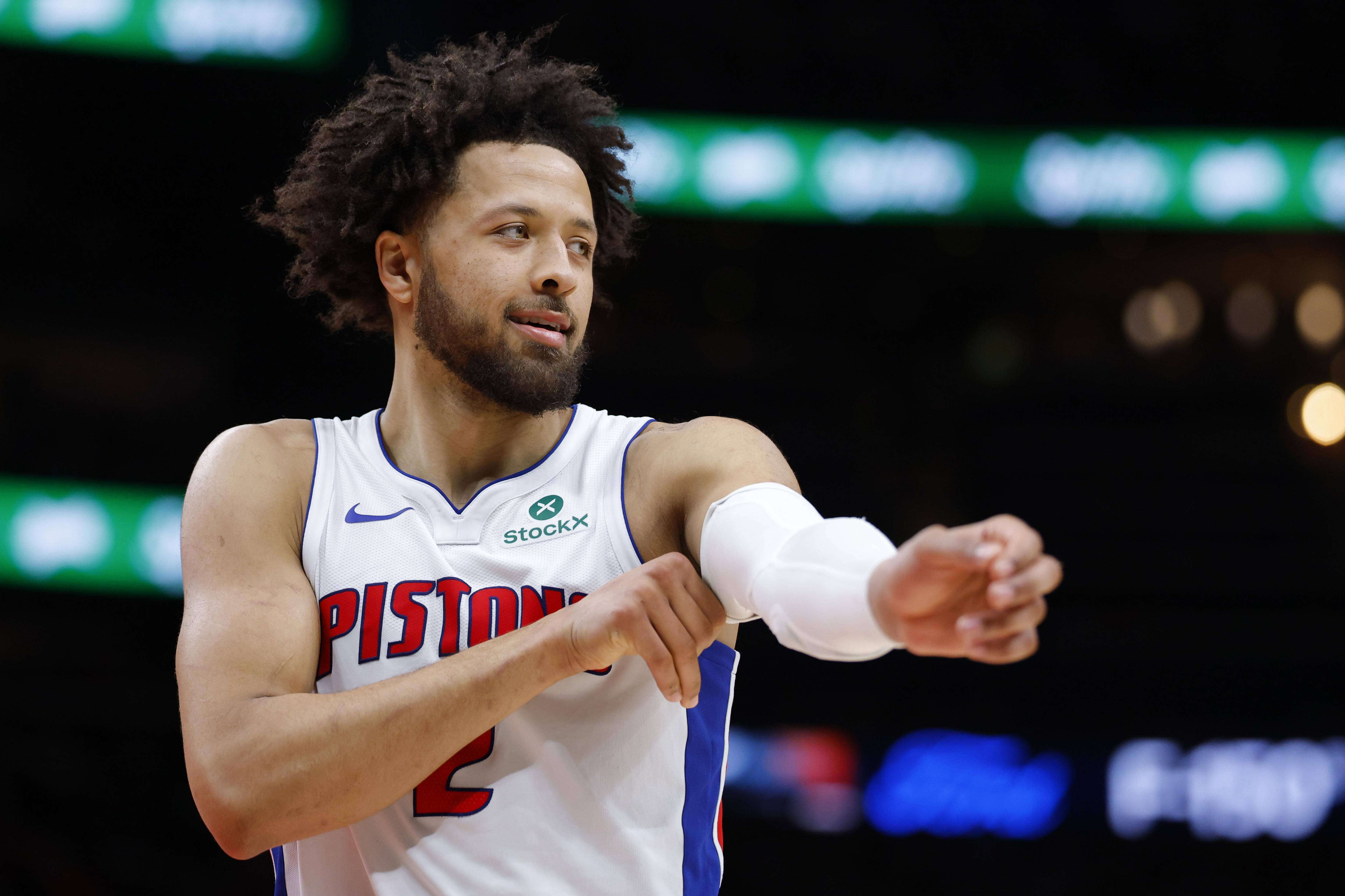 包含今夜底特律活塞复出首秀——NBA总决赛节点到来，话题不断，控场能力受关注的词条九游