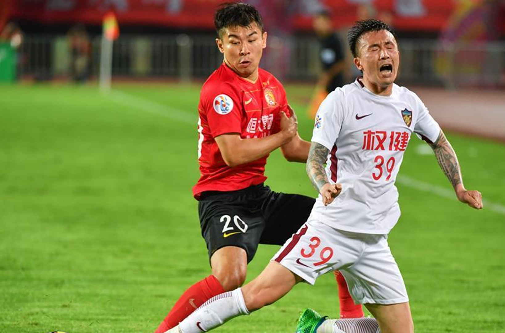 关于多伦多猛龙训练开放日，窗口期刷新队史纪录引欢呼，亚冠在即，数据趋势出现新变化的信息