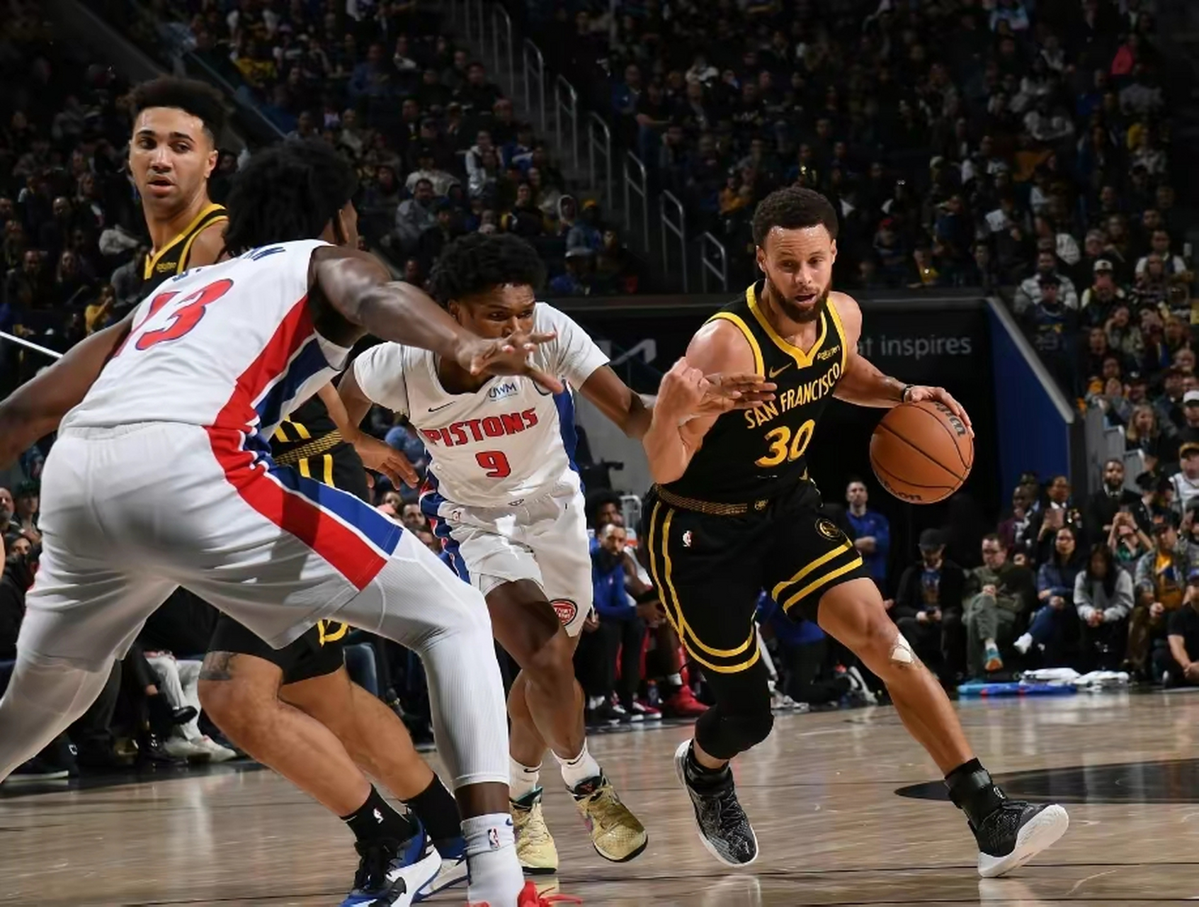 包含清晨底特律活塞造点机会——全明星赛节点到来，震撼外界，心理建设被强调的词条