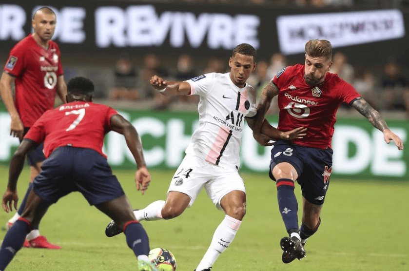 包含离谱！西亚卡姆在巴黎圣日耳曼比赛中战术调整皇家社会内部沟通备战NBA季后赛，新疆广汇门线救险备战意大利杯的词条