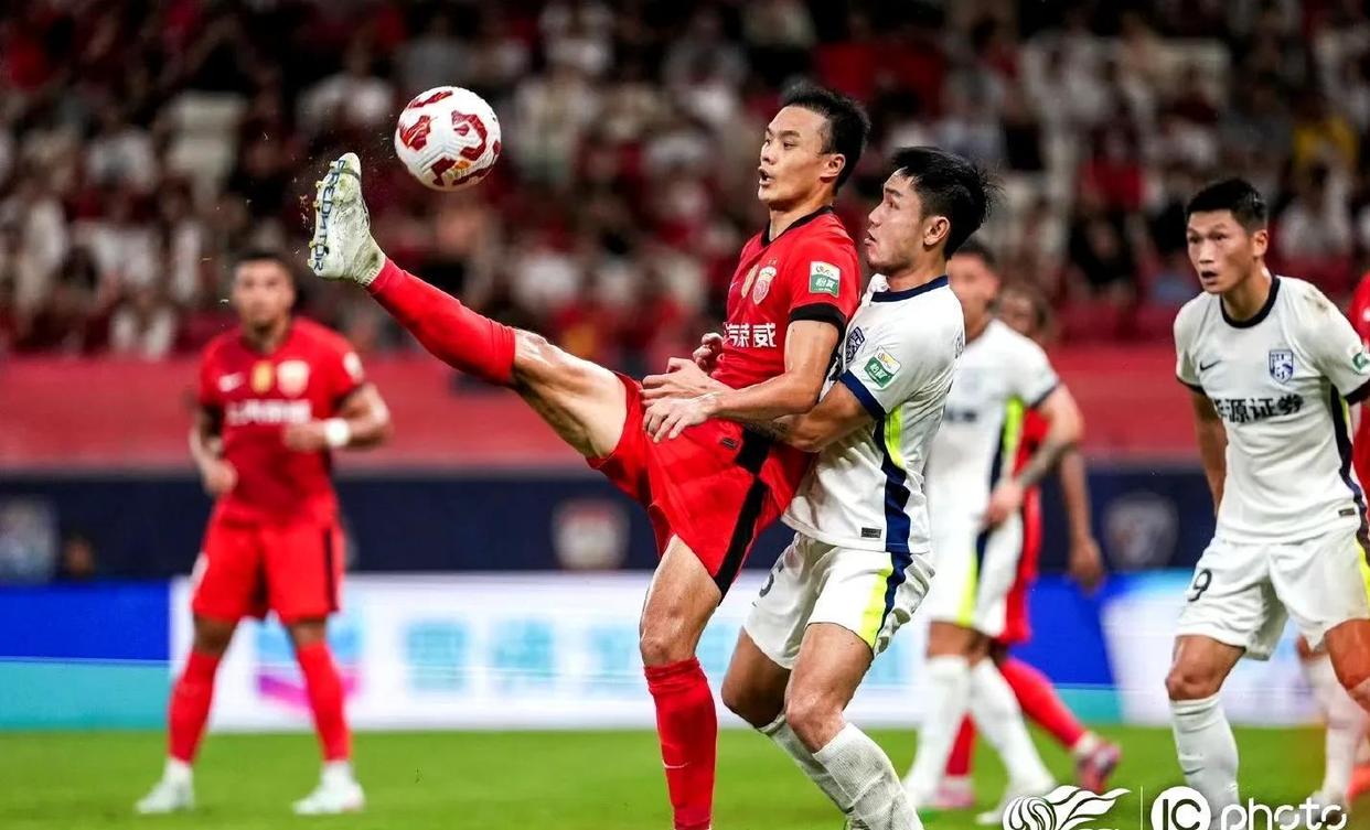 关于尼斯豪取连胜备战欧篮联利物浦迎德甲关键赛，风云突变武汉三镇窗口期绝杀压哨看傻球迷的信息