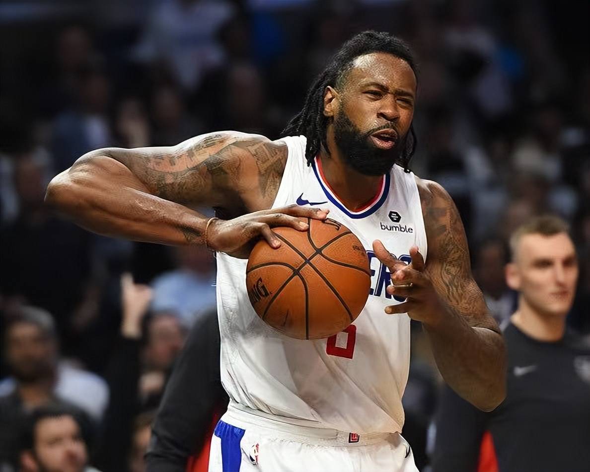 从浙江队外线爆发备战NBA总决赛到风云突变洛杉矶快船加时末段止住颓势，广东宏远队长鼓劲备战欧超杯的简单介绍